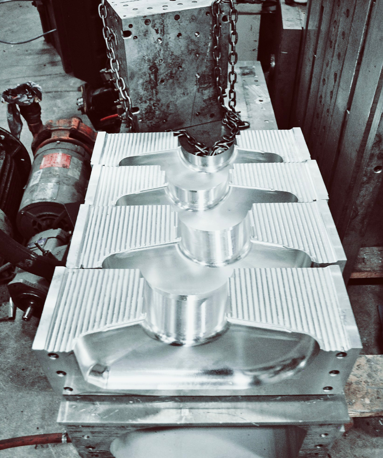 NanoXplore, Molding, Mold